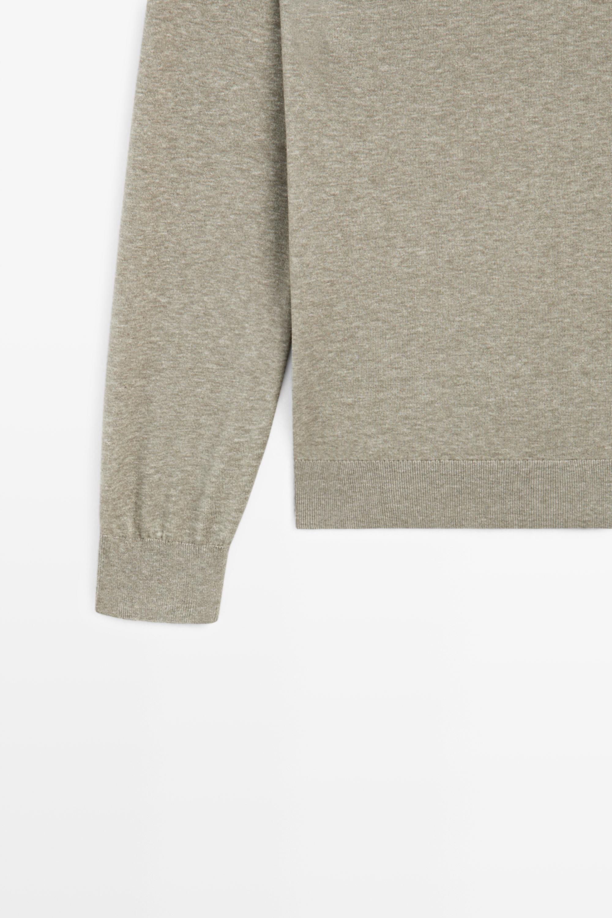 Knit 100% cotton crew neck sweater